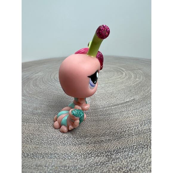 Littlest Pet Shop LPS Insect Centipede #2145 Replacement Pet 2011 - Picture 4 of 6